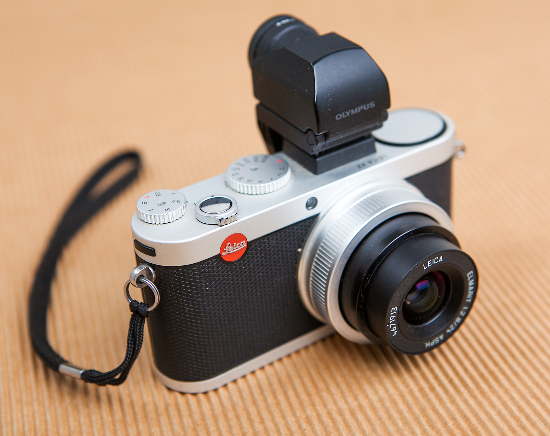 Leica X2_3.jpg