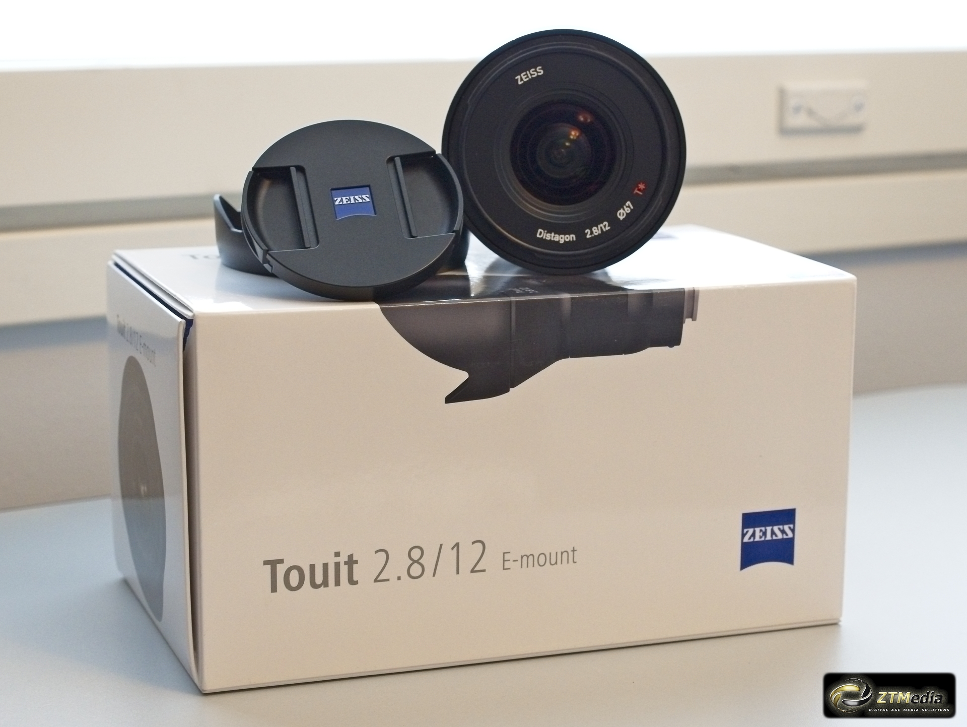 Zeiss Touit 12mm ZTM_003.jpg