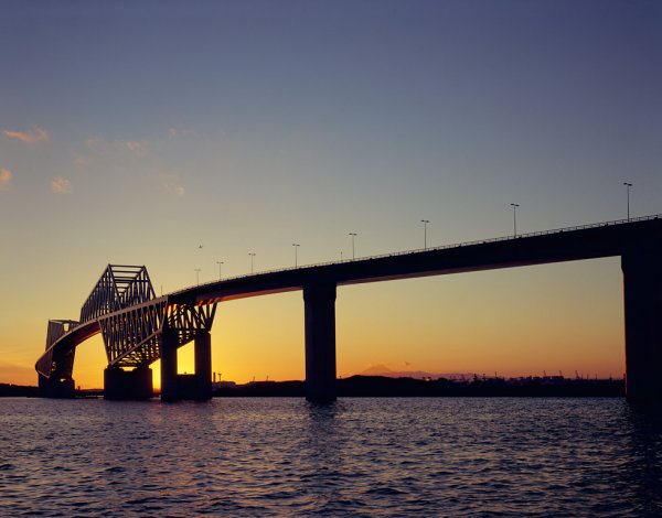 45_2013-01-01-4 tokyo gate bridge Edit2_web.jpg