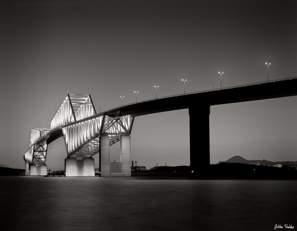 45_2013-01-01-7 tokyo gate bridge edit_web.jpg