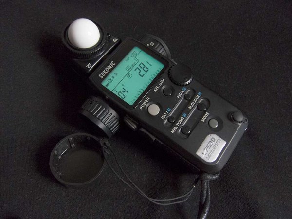 sekonic.jpg