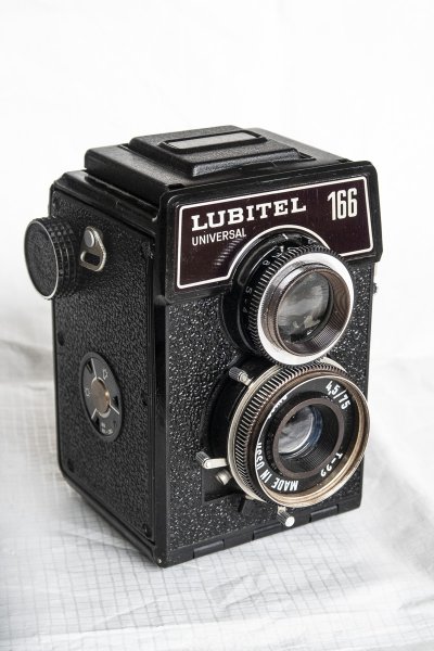 Lomo Lubitel 166-0002.jpg