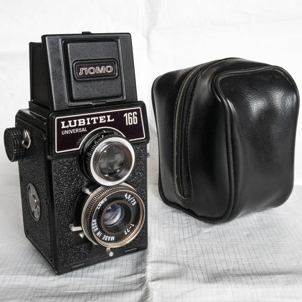 Lomo Lubitel 166-0012.jpg