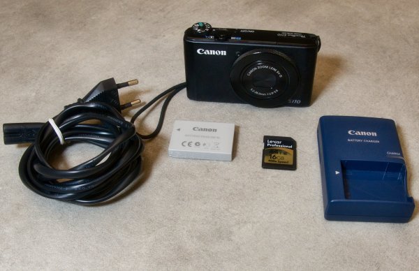 Canon PowerShot S110.jpg