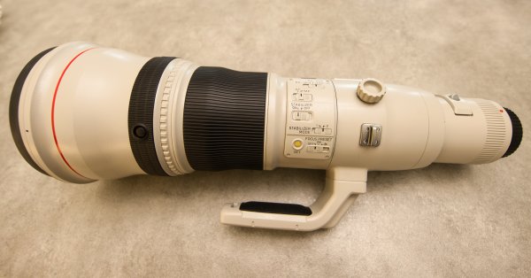 Canon EF 800 vasen.jpg