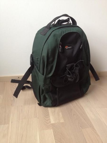 lowepro.jpg