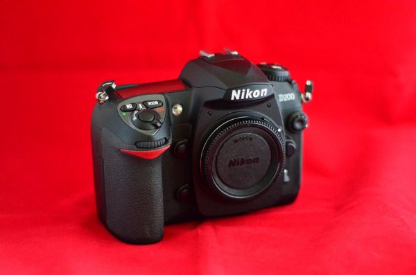 nikon1.jpg