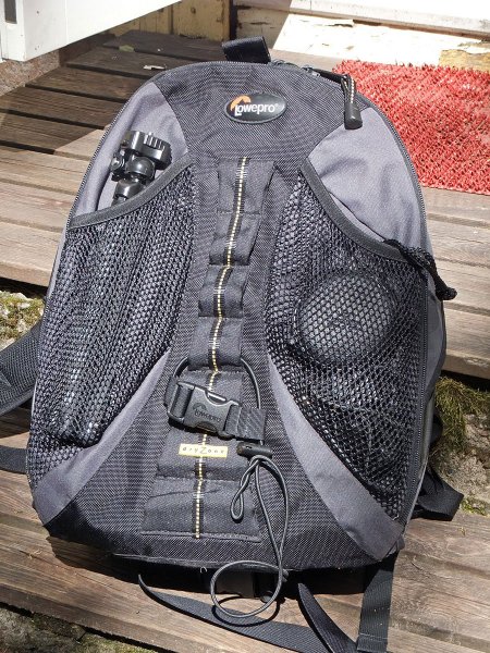 Lowepro1.jpg