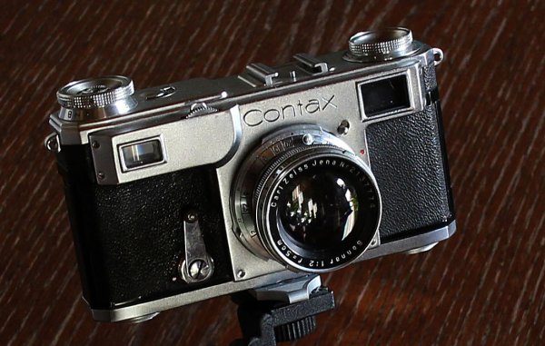 Contax-II-vm1937.jpg