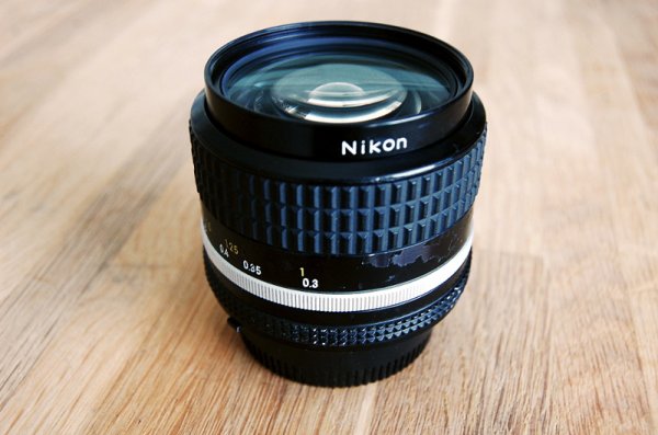 nikkor35mm_2.jpg