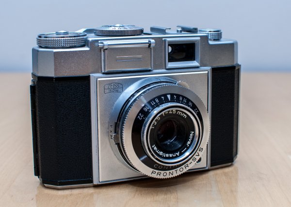 zeiss_ikon.jpg