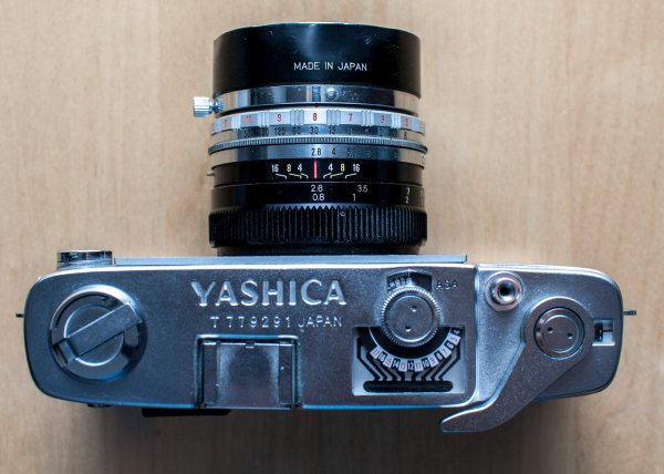 yashica_minister_top.jpg