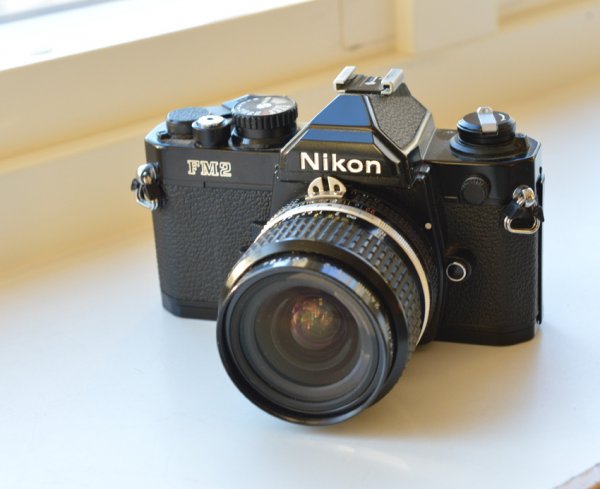 Nikon-FM2.jpg