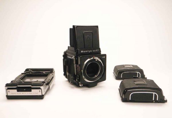 Mamiya RB 67-1646.jpg