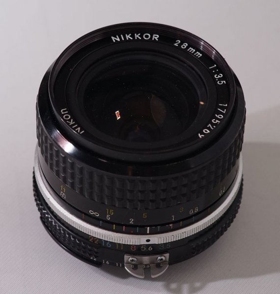 nikon ai 28 3.5_1.jpg