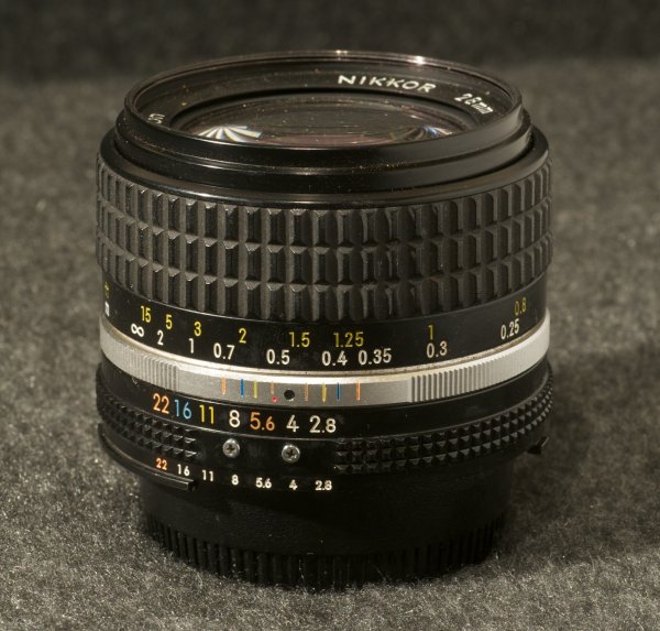 Nikkor 28mm yleis.jpg