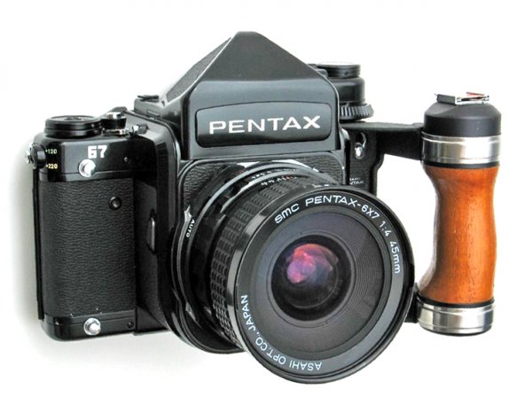 Pentax67II.jpg