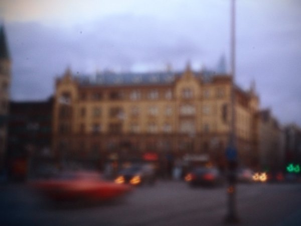 pinhole_red_car_20130427_16_rz.jpg