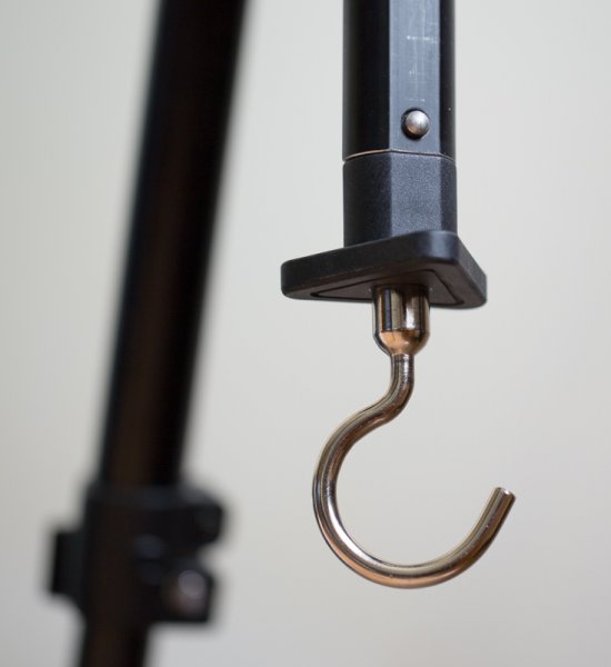 Center column hook.jpg