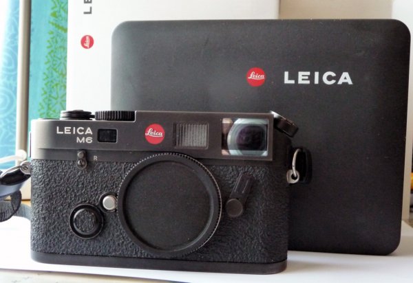 leica1.jpg