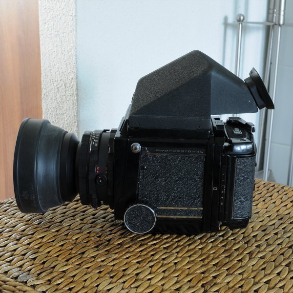 Mamiya_RB67_3.jpg