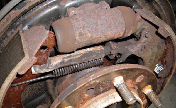 rear-brakes.JPG