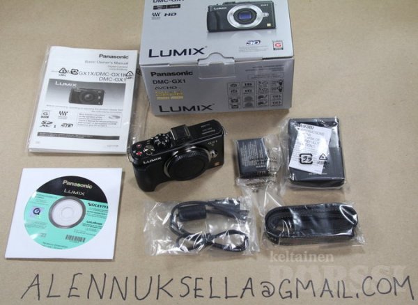 Panasonic GX1 ja tarvikkeet minun keltainenporssi.jpg