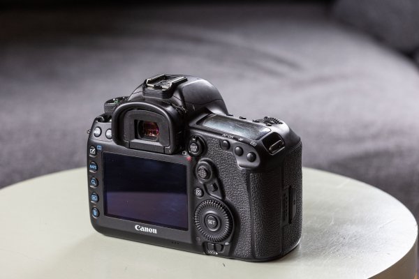 canon5d-myynti-1256.jpg